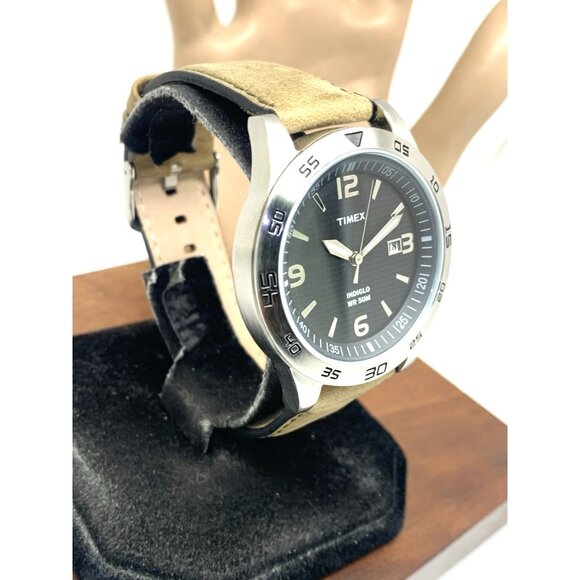 Timex Men's Watch T2N697 Quartz Indiglo Black Dial Leather Band 42mm - Picture 15 of 15